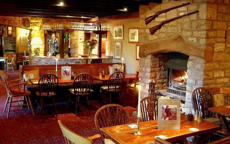 The Hunters Rest Inn Clutton Zewnętrze zdjęcie